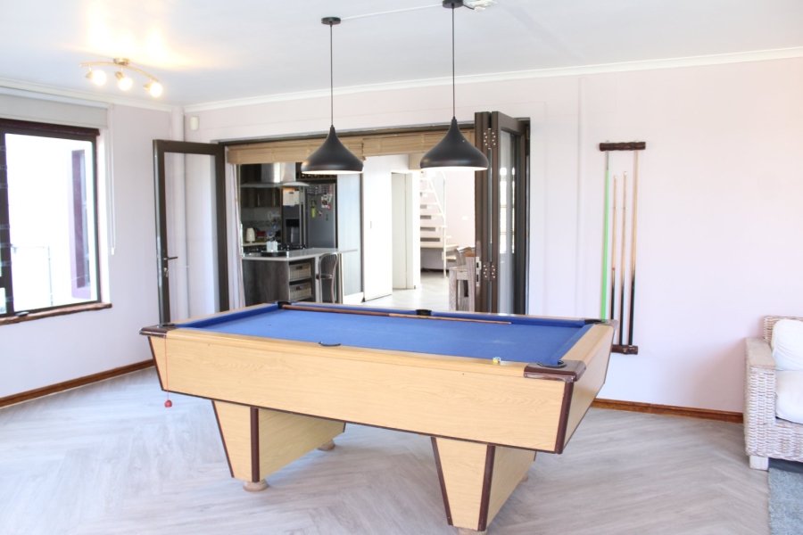 4 Bedroom Property for Sale in Rouxville Western Cape